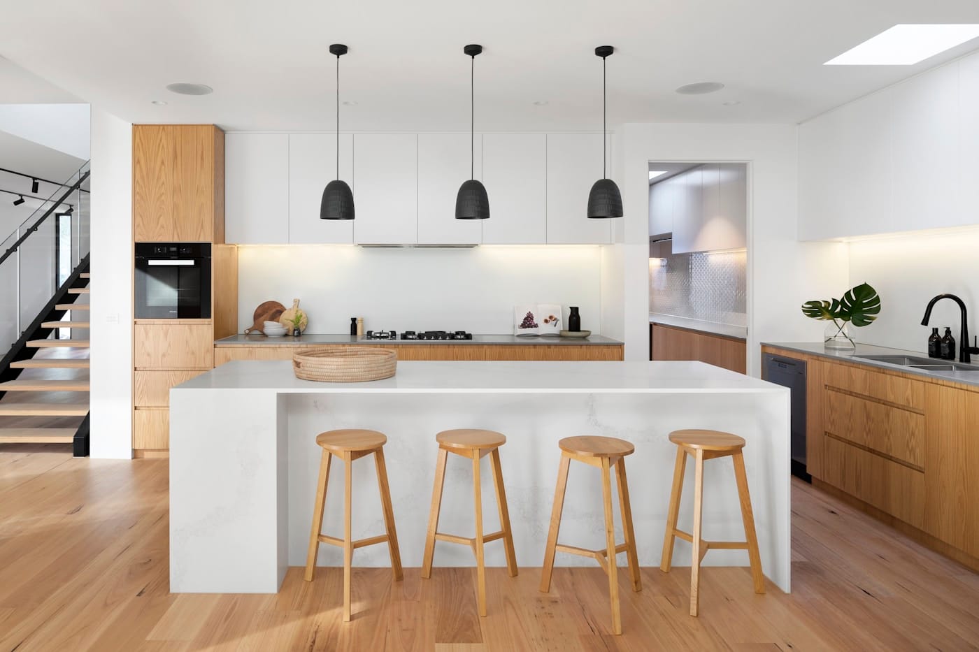 Flooring Installation Timeline: What to Expect in Spring TX